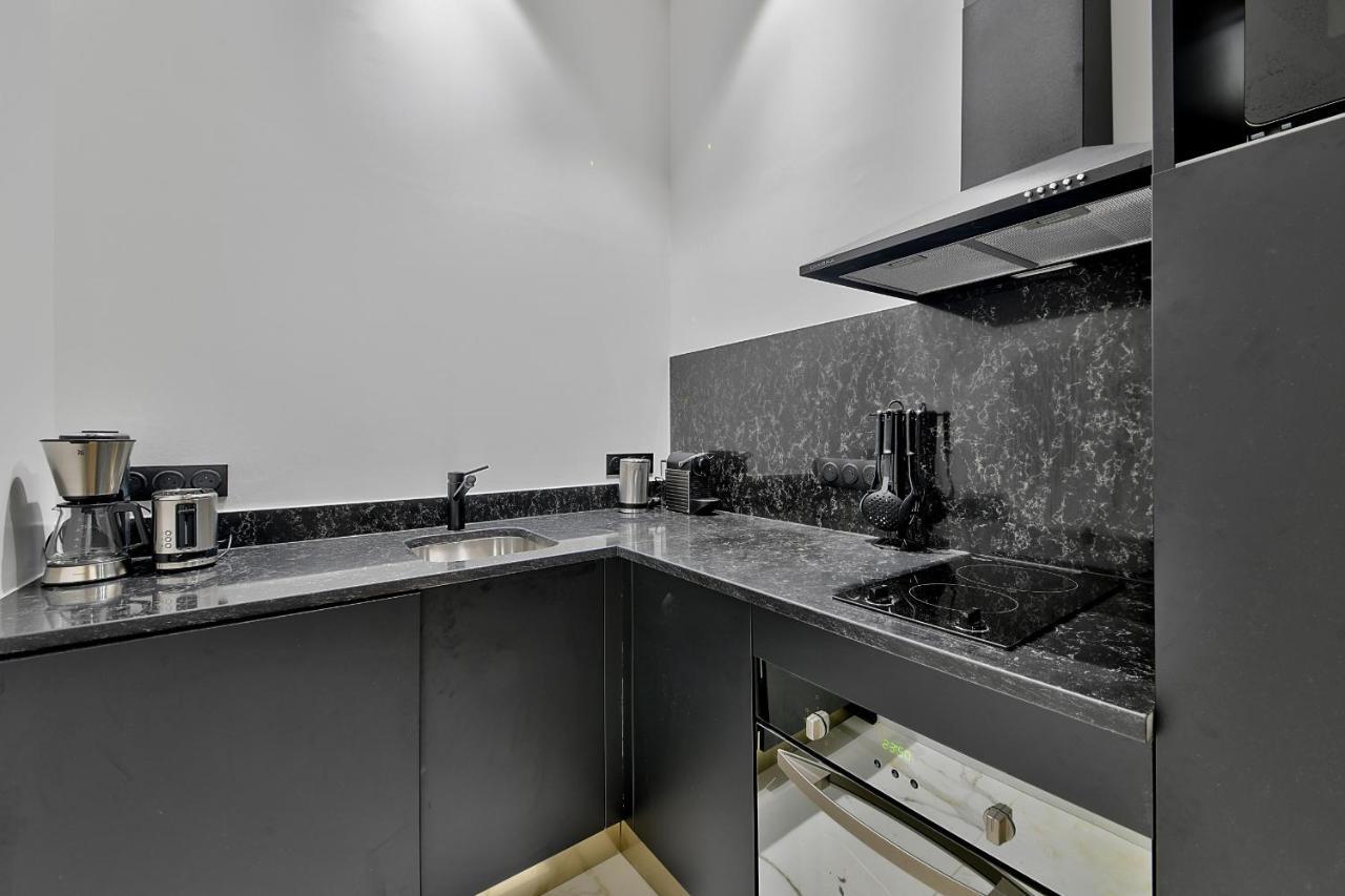 98 - Urban Arts Et Metiers Apartment Париж Екстериор снимка